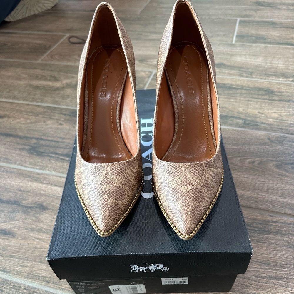 Women’s Coach heels. Worn once